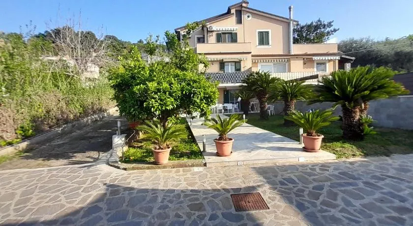 Villa Carol - Image 1