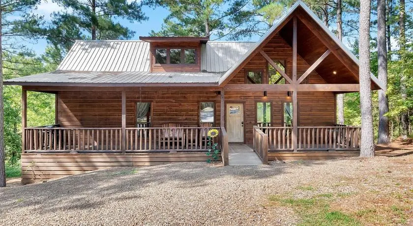 Gorgeous Idyllic Cabin w Hot Tub and Fire Pit Quittin Time is Secluded Romantic Oasis w Luxury Bathroom Double Shower and Bathtub Foosball Table - Image 1
