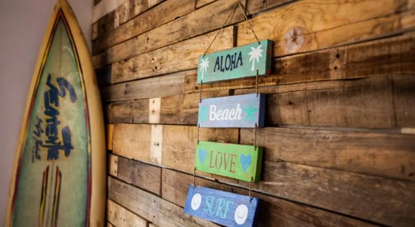 Lisbon Surf Villa - Image 1