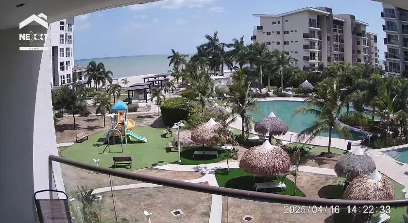Beautiful Beach - Image 1