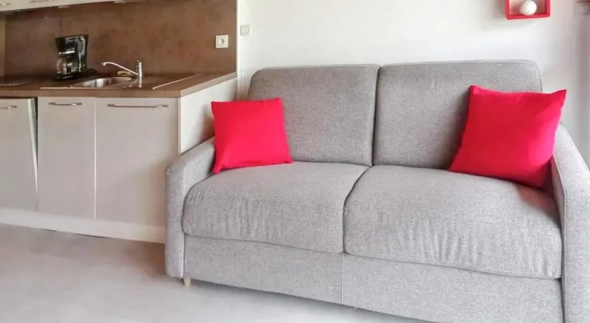 Studio accueillant à Les Carroz, 27 m², vue montagne - Image 1