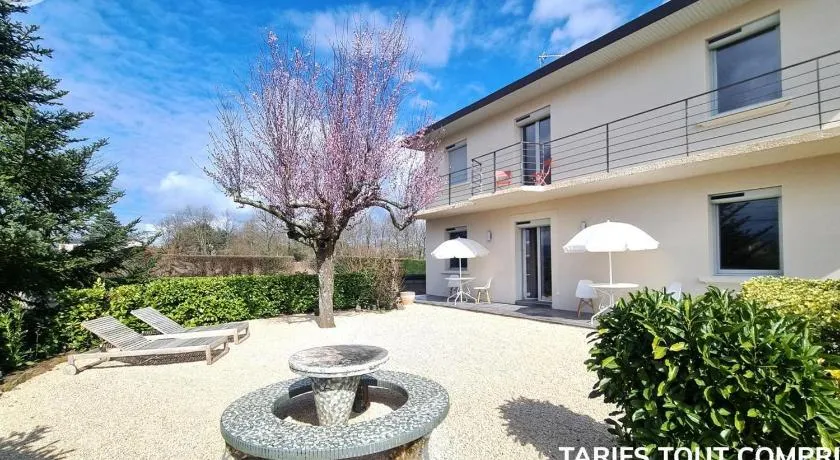 Gîte moderne avec parking sécurisé et jardin privé - Image 1
