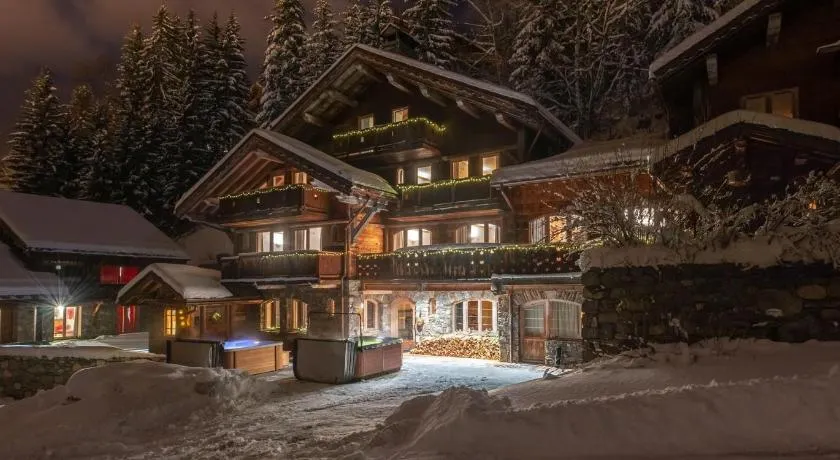Chalet de Suzanne Meribel centre à 6min des pistes - Image 1