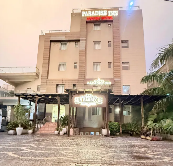 Hotel Paradise Inn Agra - Image 1