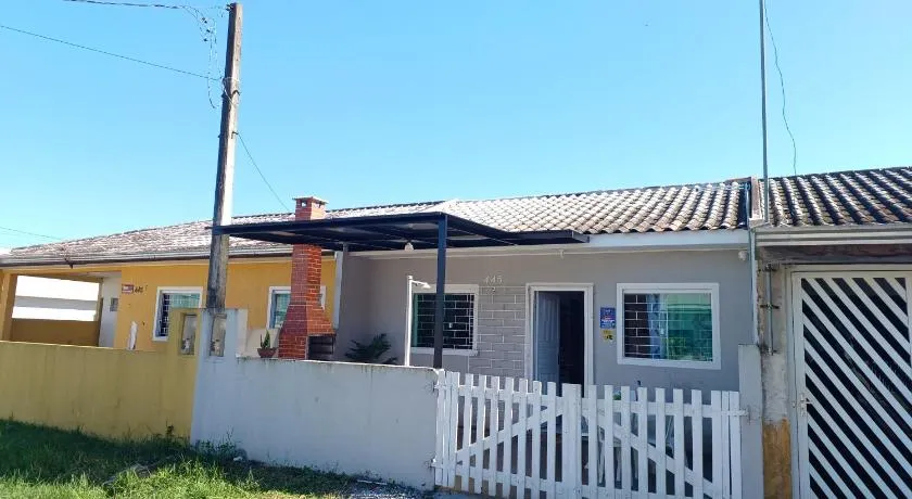 Excelente casa na praia em Matinhos PR. 600 metros da praia. - Image 1