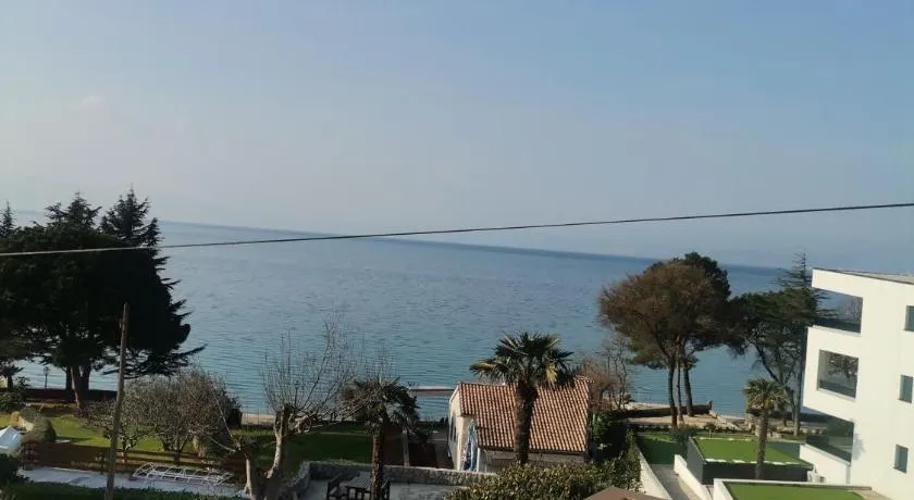 Apartments Petrica - Image 1