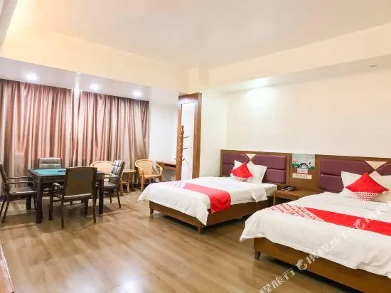 Tianhai Business Hotel - Image 1