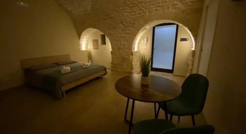 Regina Bona Rooms - Image 1