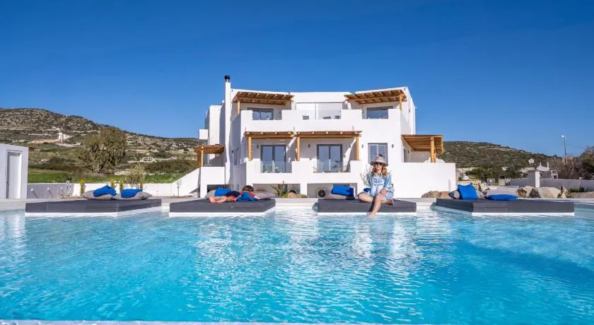Kastraki Riviera Suites - Image 1
