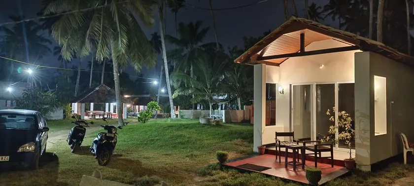 Thodiyil  beach view Sunset Cabana varkala - Image 1