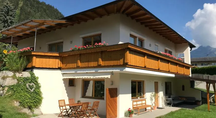 Ferienwohnung Martina - Image 1