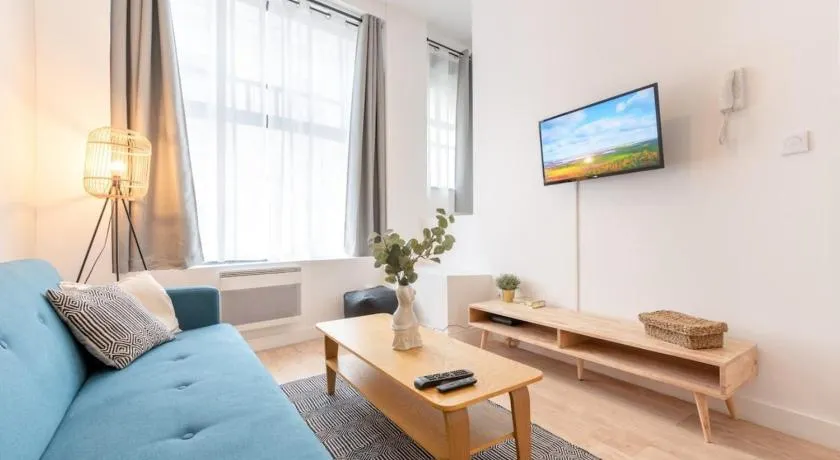 Lille centre - Nice flat with terrace! - Image 1