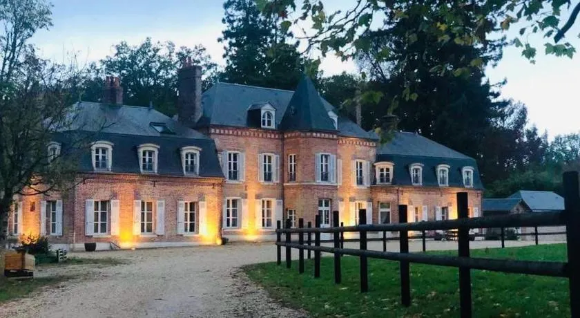 Chambres au chateau - Image 1