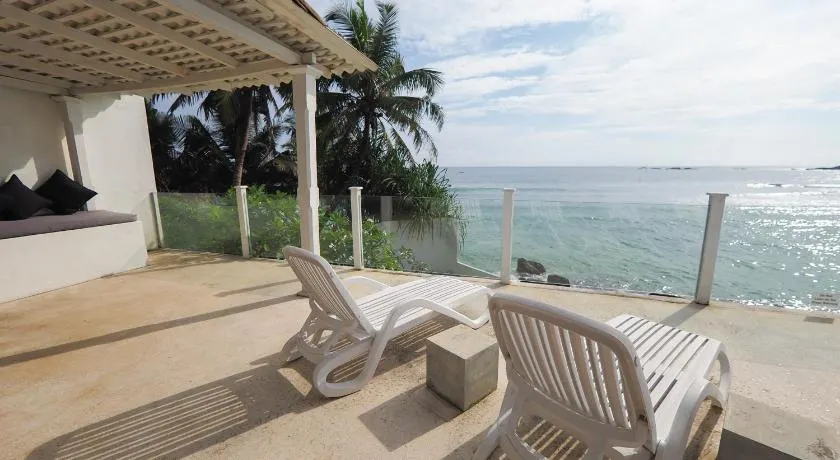 Galle Henna Beach House - Image 1