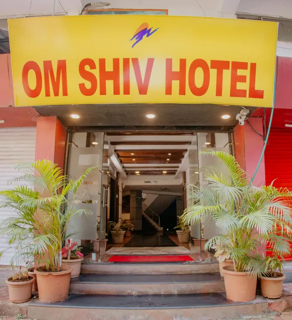 Om Shiv Hotel Formerly The Treat Hotel - Image 1