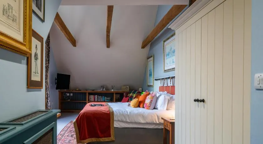 The Anchor Inn - Image 1