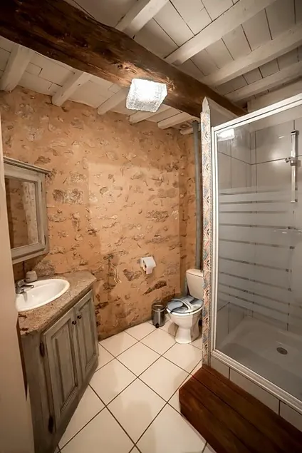 Maison Uzes-collias - Image 1