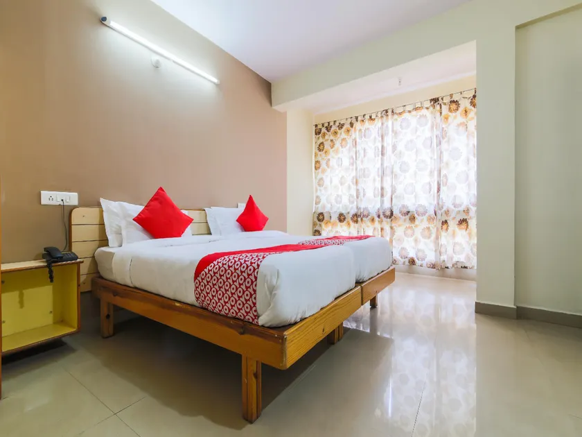 HOTEL RUKMINI - Image 1