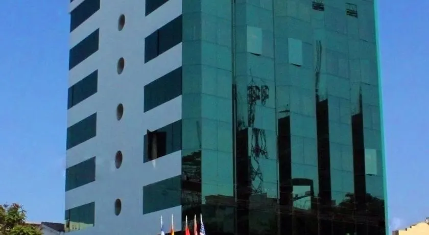 Hotel Lexus - Image 1