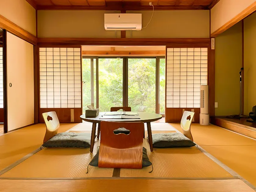 One building rented, with hearth] Kamiyama distri - Image 1
