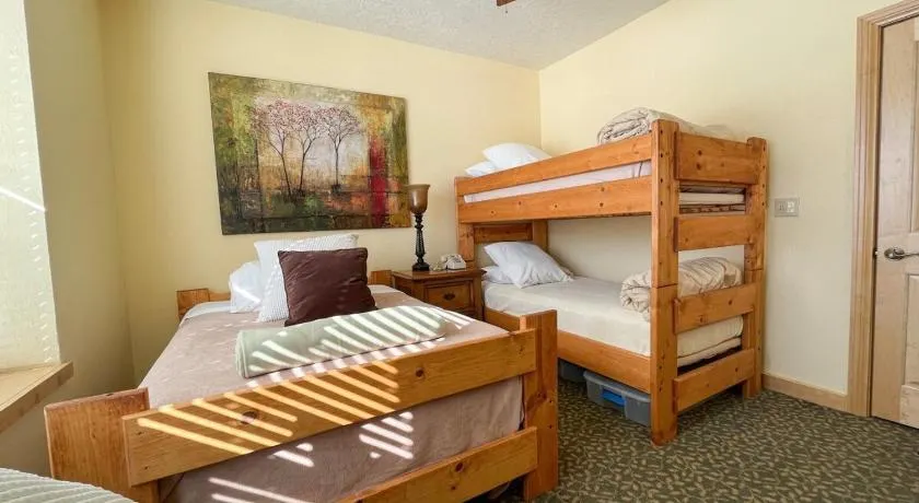1BR 1BA for 5 Close to Outdoor Activities - Image 1