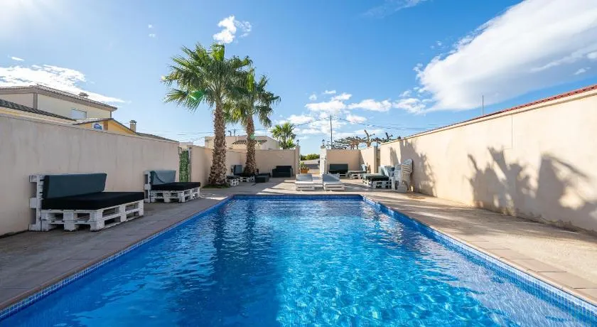 Casa de vacaciones \"La Marquesa\" con piscina compartida, jardín y Wi-Fi - Image 1