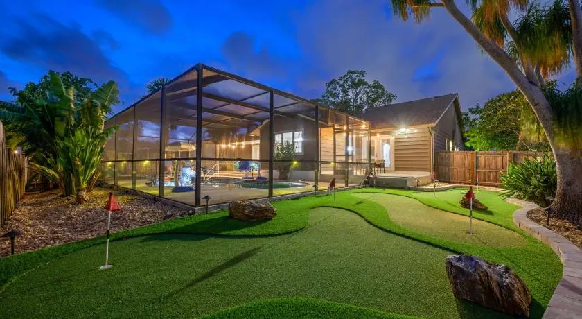4 Br Sleeps 10 Private Pool Putt Putt Dog Friendly - Image 1
