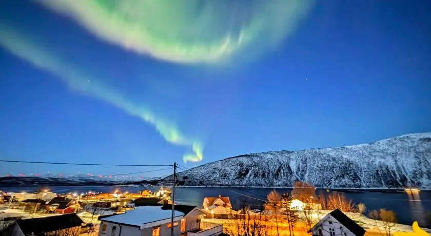 Cabin Magic Senja 2, Home away from home - Image 1