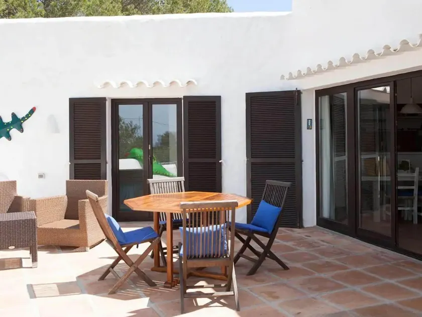 House in Porto Sale with Ibiza Views - Image 1