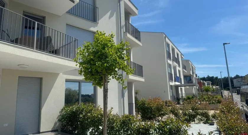 Apartment Seaside & Golf - Image 1