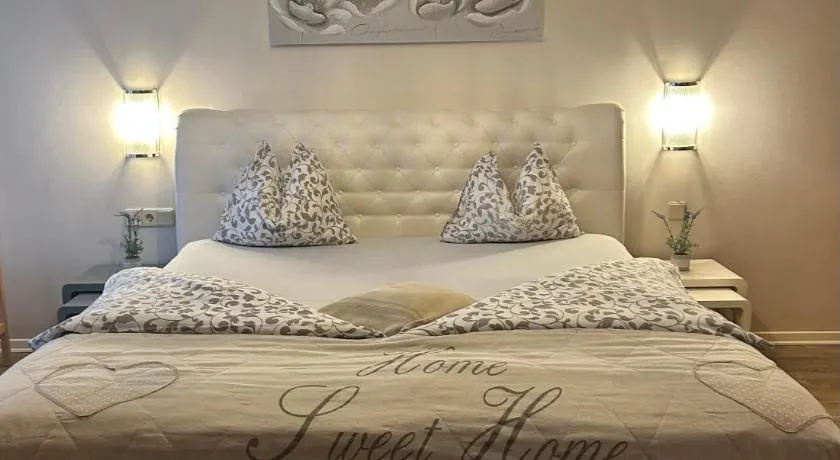 Exclusive Holiday Apartments - Image 1