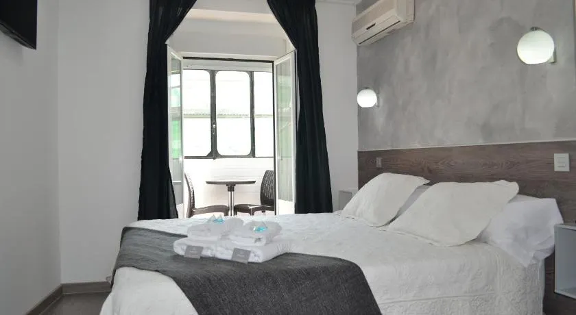 Hostal Meyra - Image 1