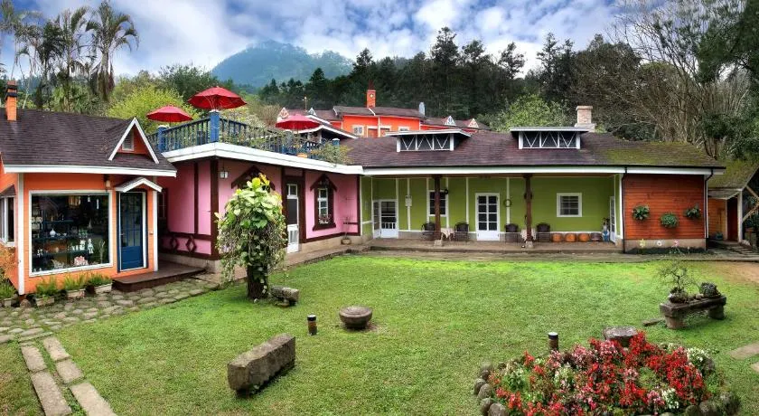Li Jin Kuan Homestay - Image 1