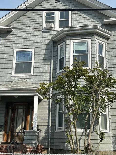 Homestay Near Downtown Boston  - Image 1