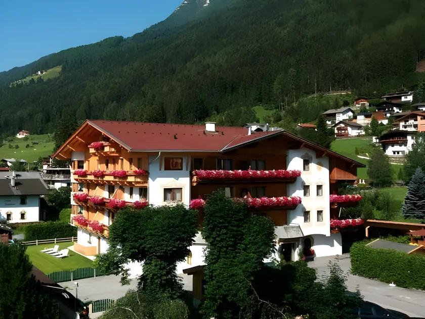 Hotel Alphof Stubaital - Image 1