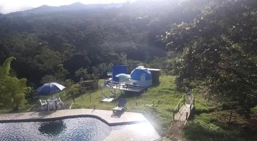 Glamping y Cabañas Alpina - Image 1
