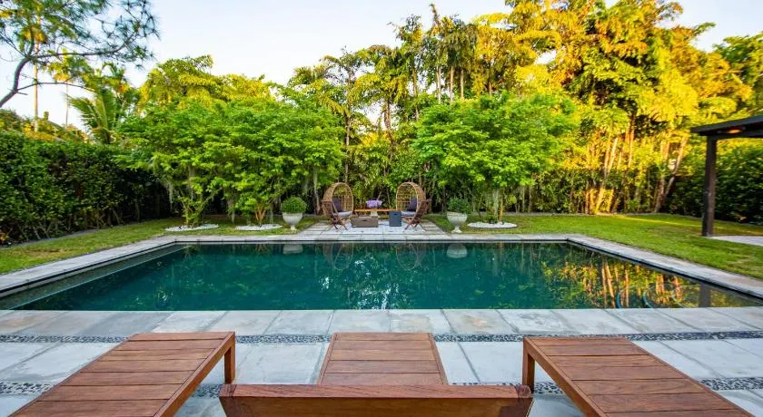 Fascinating Luxe Two-Level Villa BY THE GLAMHOMES - Image 1