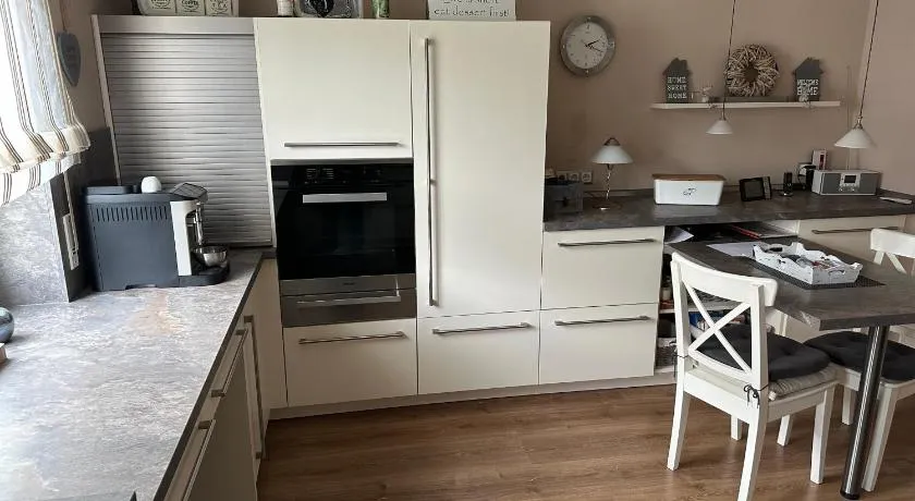 Apartment with top kitchen and 3 sleeping rooms - Image 1