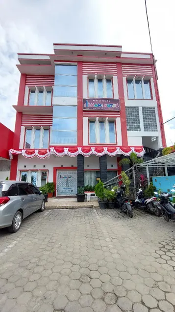 Mami Hotel - Image 1
