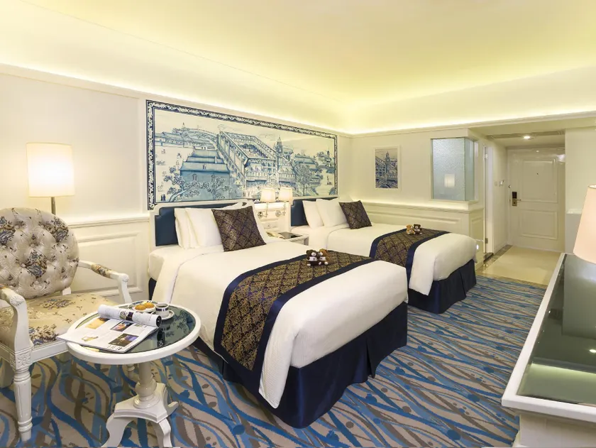 Hotel Riviera Macau - Image 1