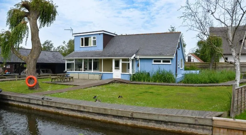 Bittern - Horning holiday home - Image 1