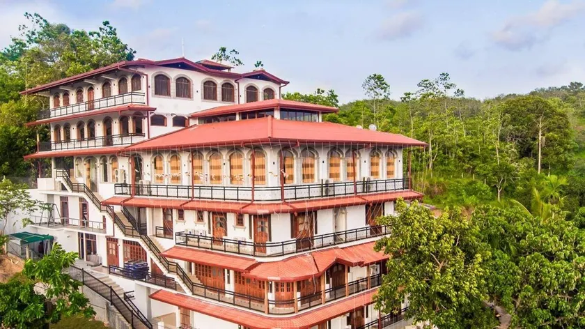 GRAND HIGHWAY RESORT - Image 1