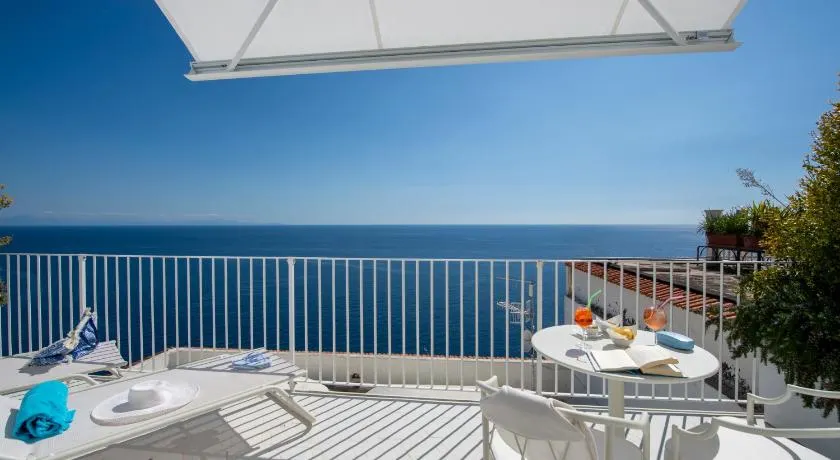 Infinity Suites - Image 1