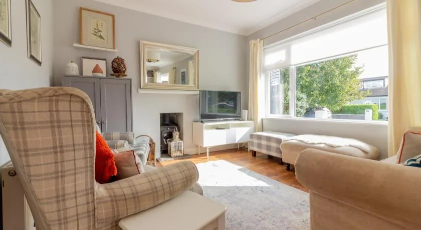 GuestReady - Tranquil Retreat in Kimmage - Image 1