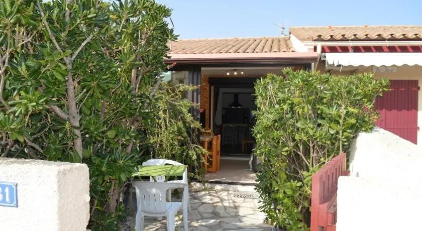 maison bien située avec parking ST CYPRIEN PLAGE SC410-31H - Image 1