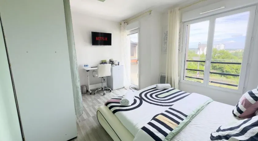 Chambre à Antony proche de Paris et à 10 minutes aéroport Orly - Image 1