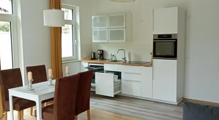 Stadtgrün 2, Ruhiges Apartment mit Terrasse und kostenlosem Parkplatz, ideal für Berlin-Besucher - Image 1