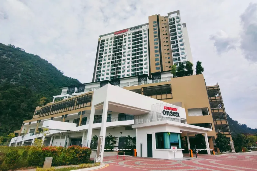 H&W Sunway Onsen Suites Services Tambun Ipoh S-07-05 - Image 1