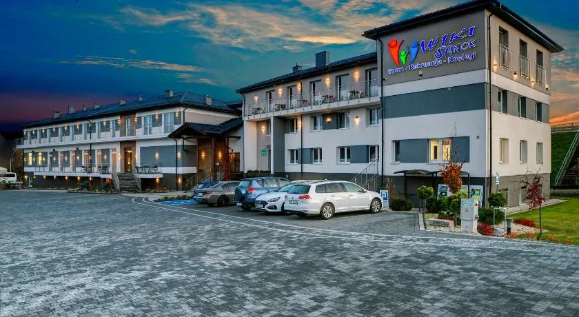 Hotel Wiki Sanok Events & Bowling - Image 1