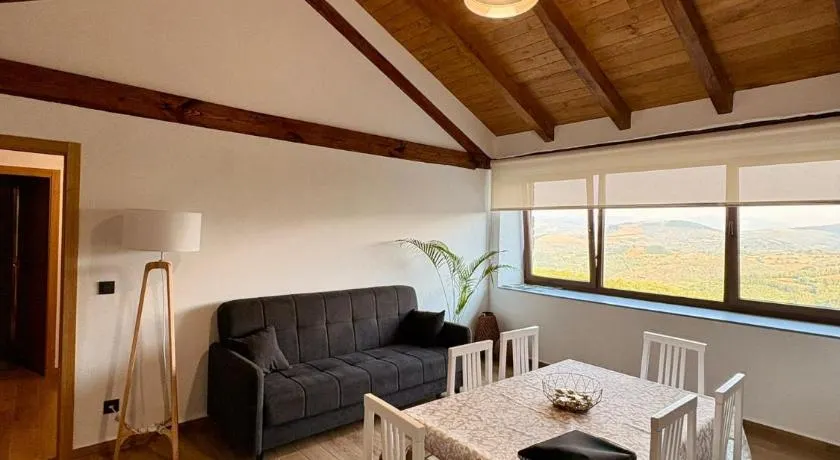 Refuxio de Lamas - Image 1